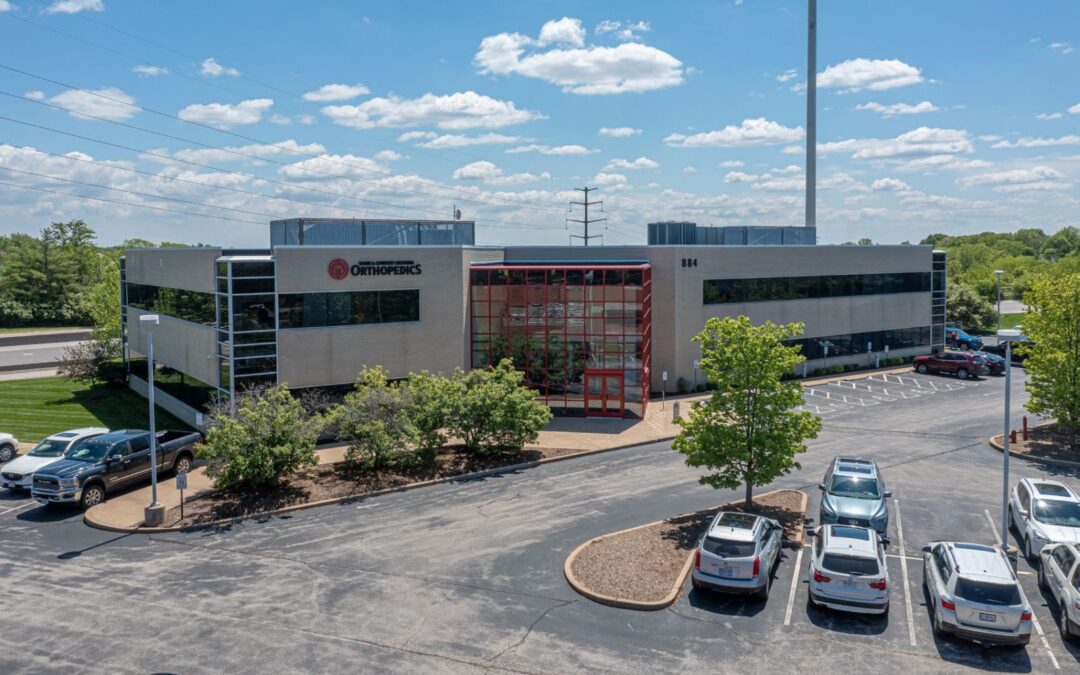 884 Woods Mill Road Ballwin, MO